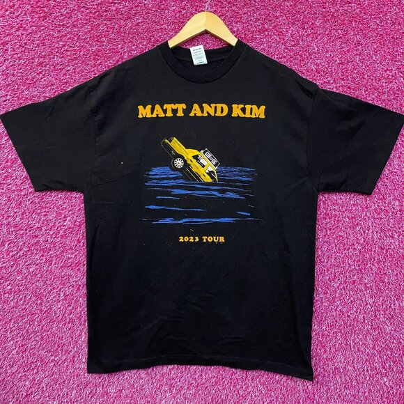 Matt and Kim 2023 Tour Graphic Design T-Shirt XL - Picture 1 of 6